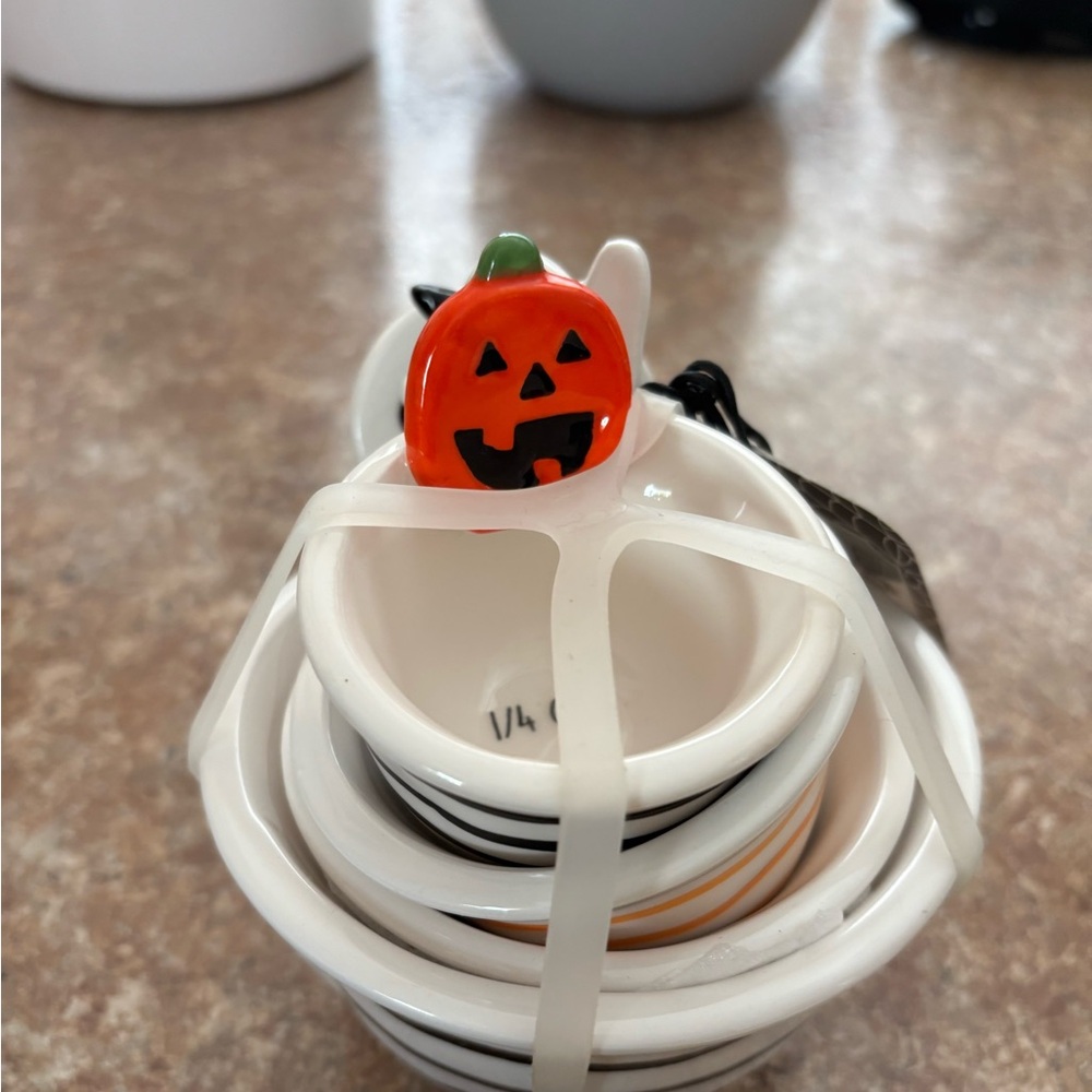 Bakeshop Halloween themed set Measuring Cups